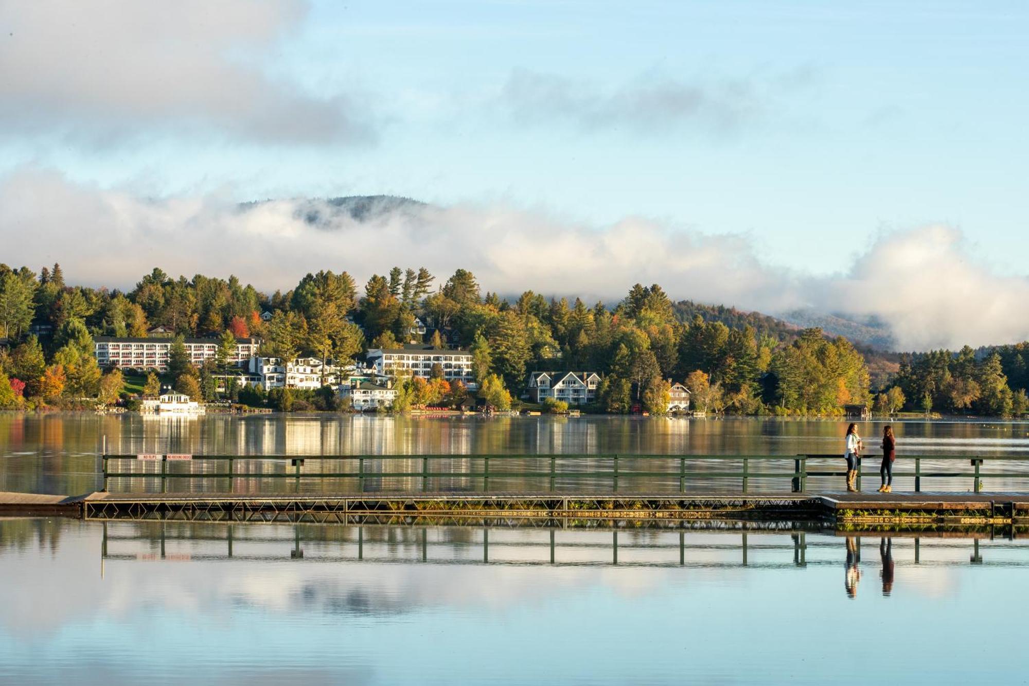 Lake Placid Inn: Main Street Екстер'єр фото