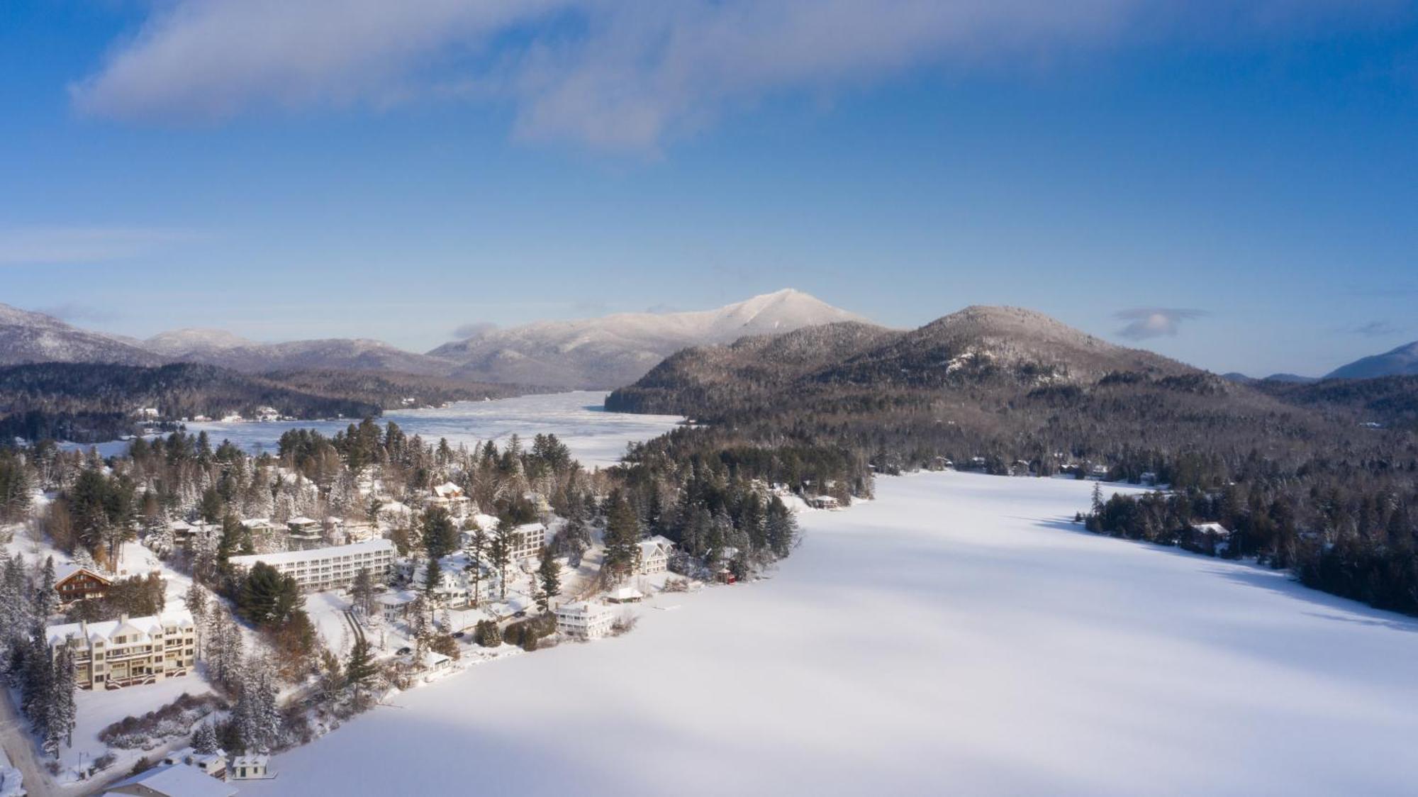 Lake Placid Inn: Main Street Екстер'єр фото