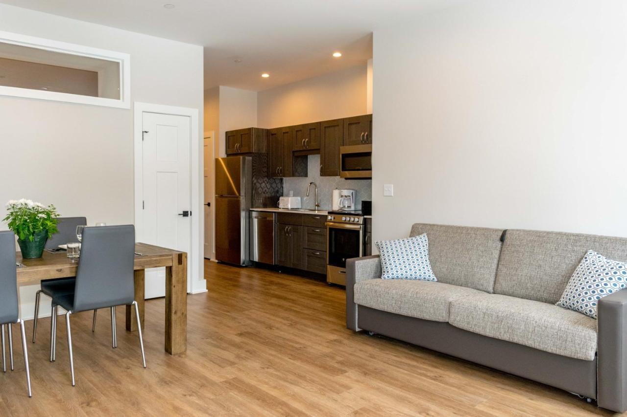 Lake Placid Inn: Main Street Екстер'єр фото